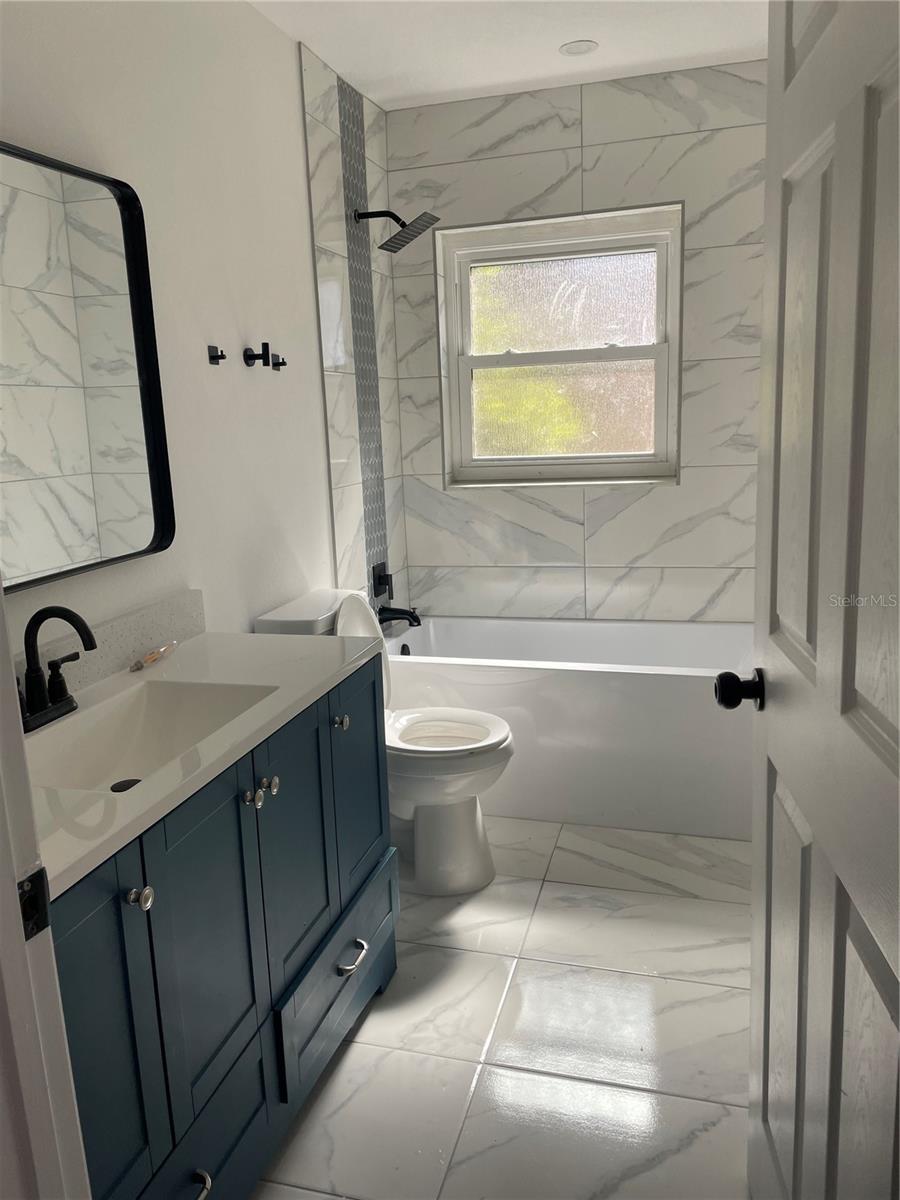 Image 4 of 15 For 1367 Hensley Drive
