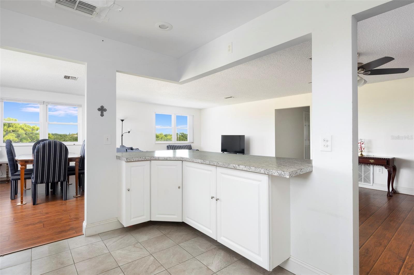 Image 10 of 23 For 5603 80th Street N 516