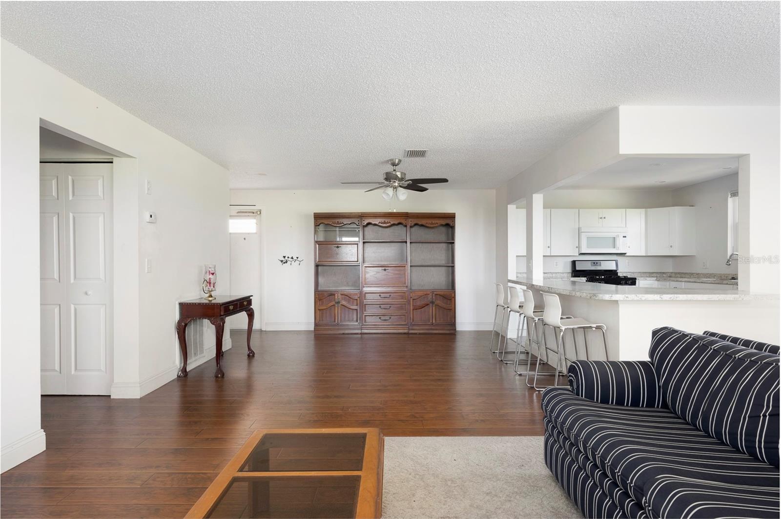 Image 13 of 23 For 5603 80th Street N 516