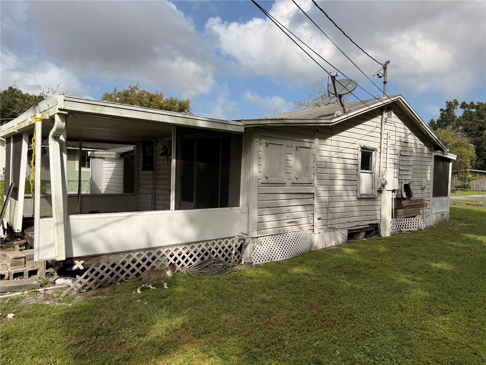 Image 2 of 11 For 2216 Azalea Court