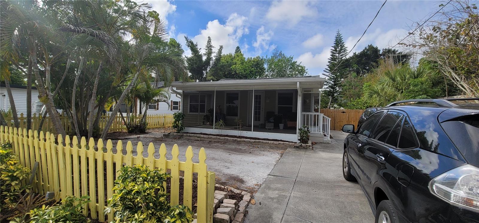 Details for 2912 Hawthorne Street, SARASOTA, FL 34239