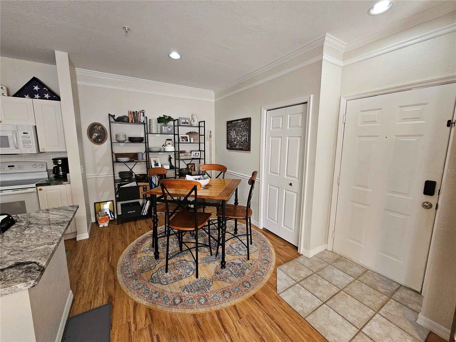 Image 6 of 22 For 5174 Northridge Road 209