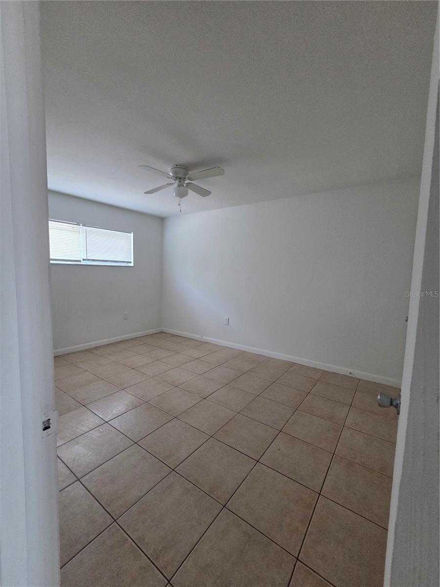 Image 4 of 6 For 180 Minna Lane 310
