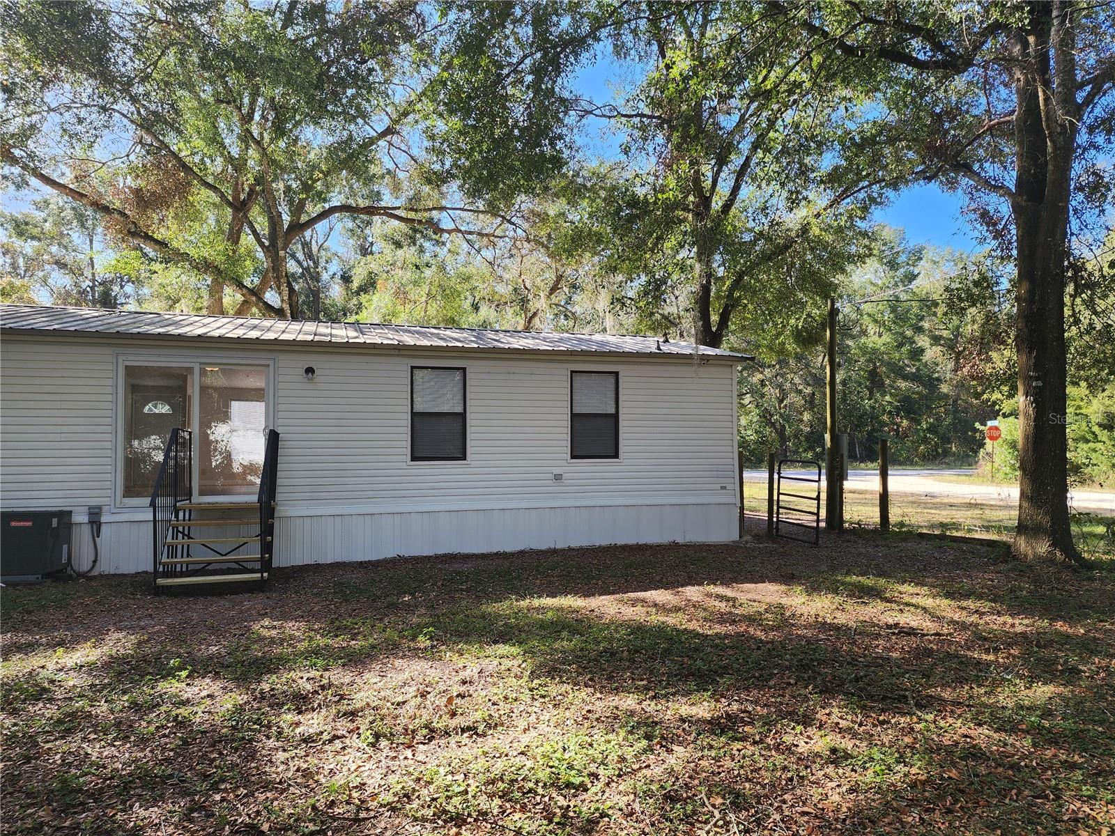Image 17 of 67 For 7351 170th Street