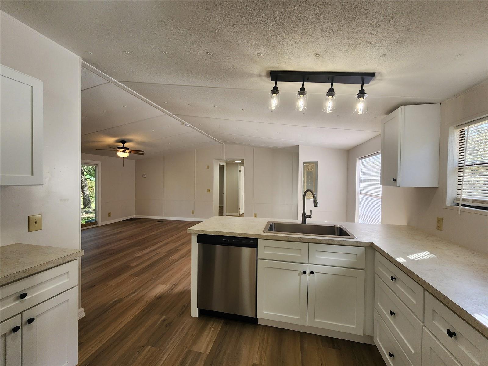 Image 26 of 67 For 7351 170th Street