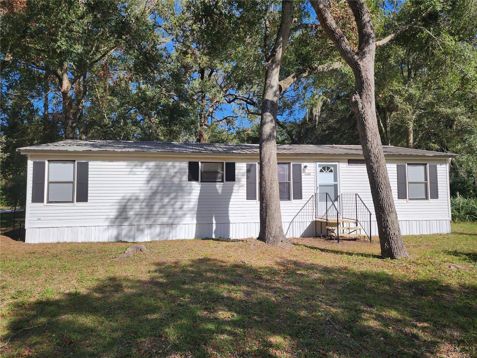 Image 7 of 67 For 7351 170th Street