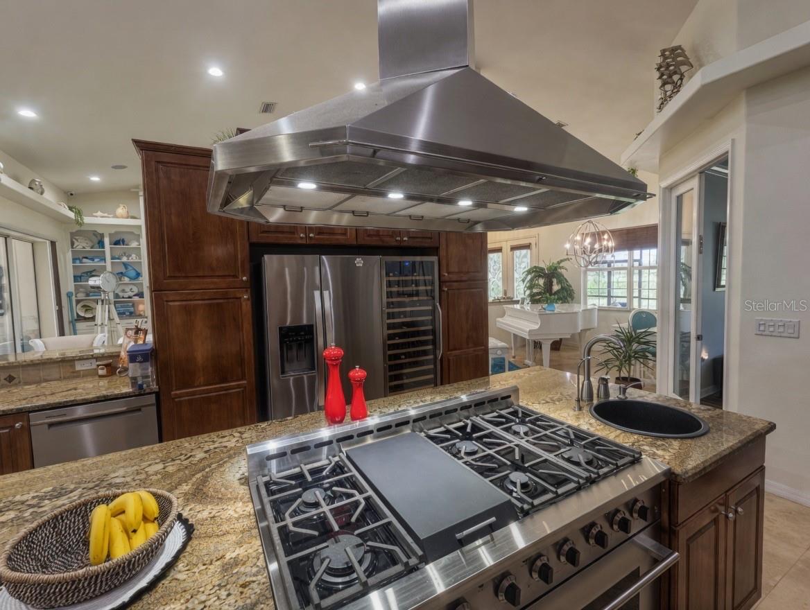Image 14 of 68 For 9150 Deer Court