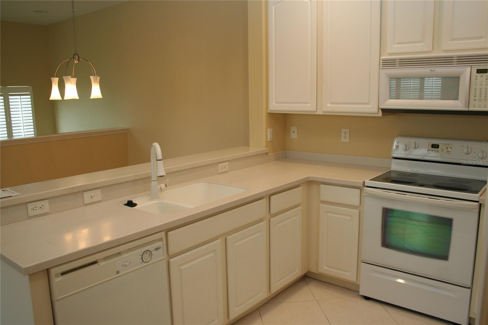 Image 3 of 14 For 4125 Via Piedra Circle 9-202
