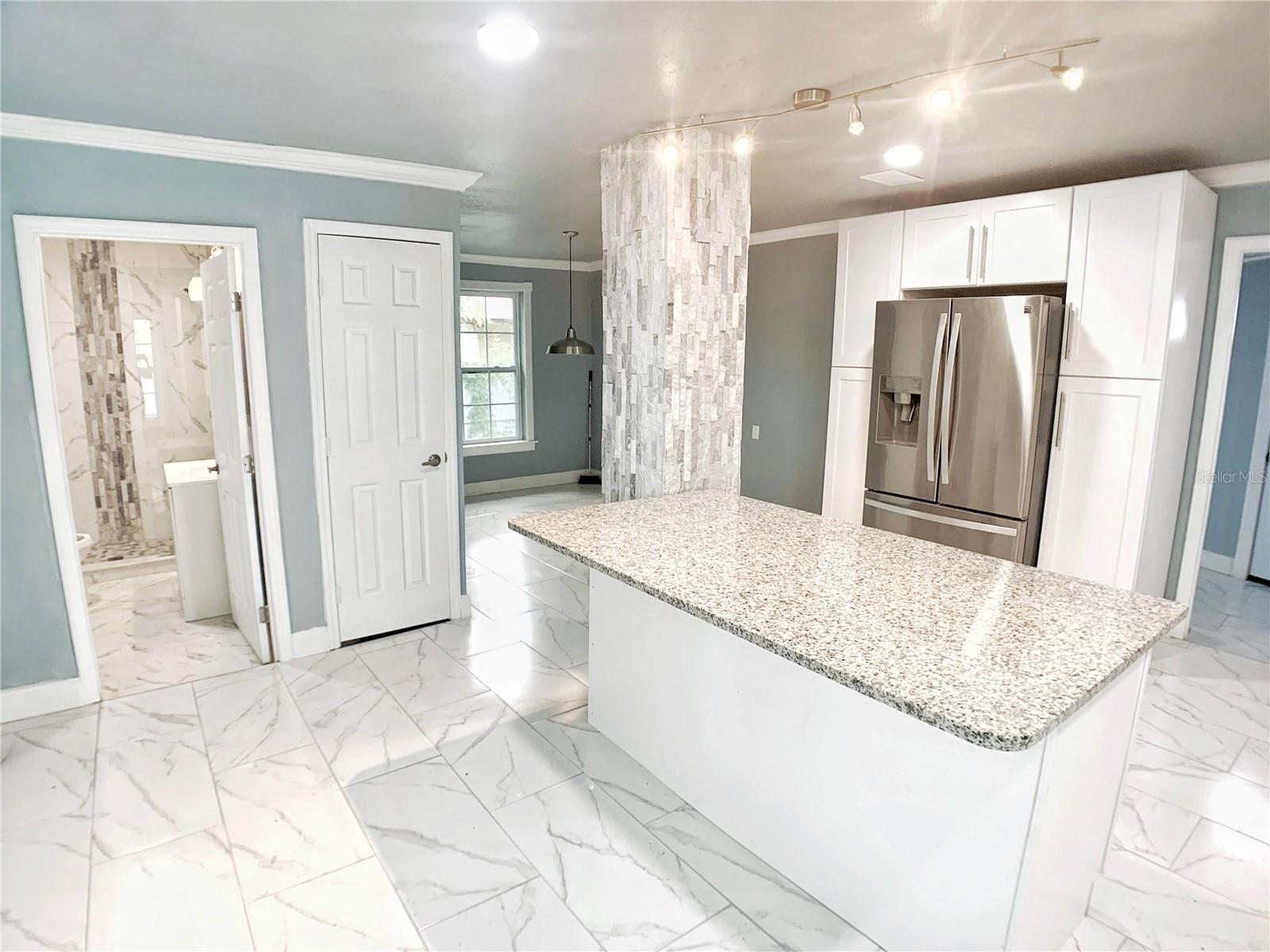 Image 7 of 24 For 3427 16th Avenue S