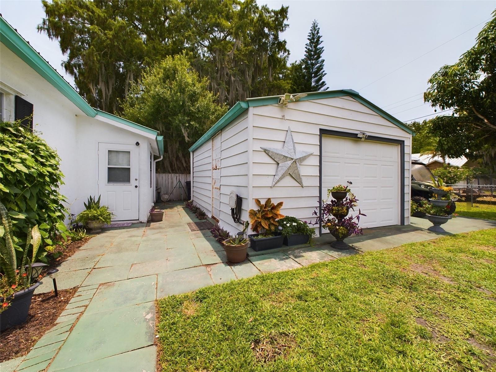 Image 44 of 47 For 3002 29th Terrace