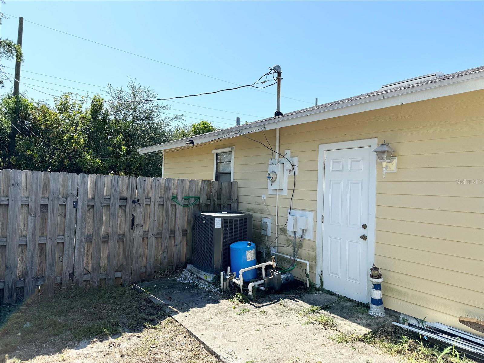 Image 8 of 21 For 2703 Spruce Ridge Avenue