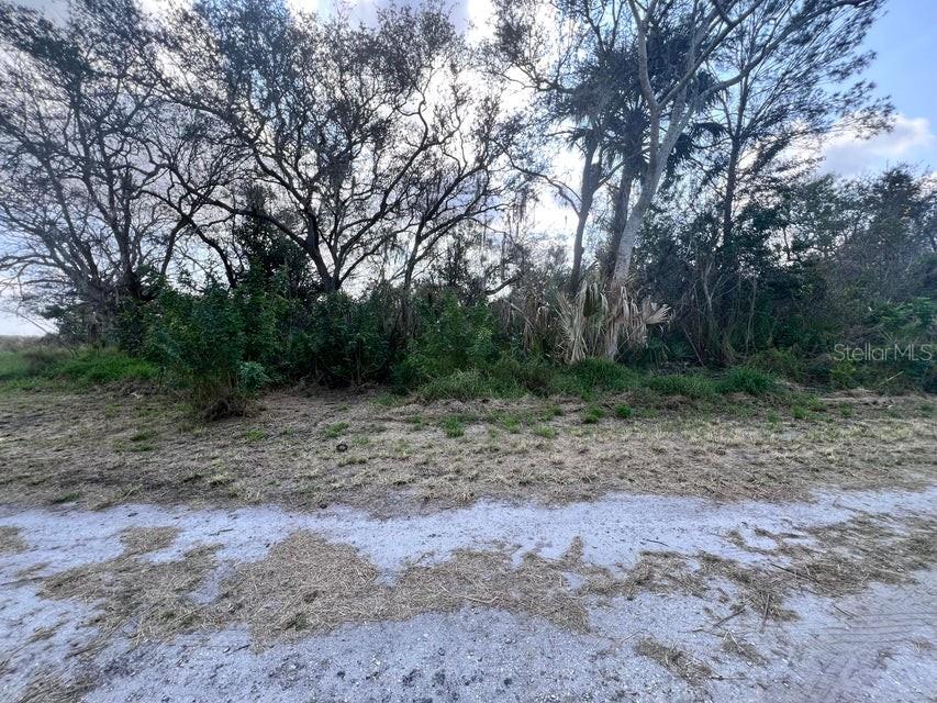 Image 6 of 6 For 4108 Sebring Lakes Boulevard