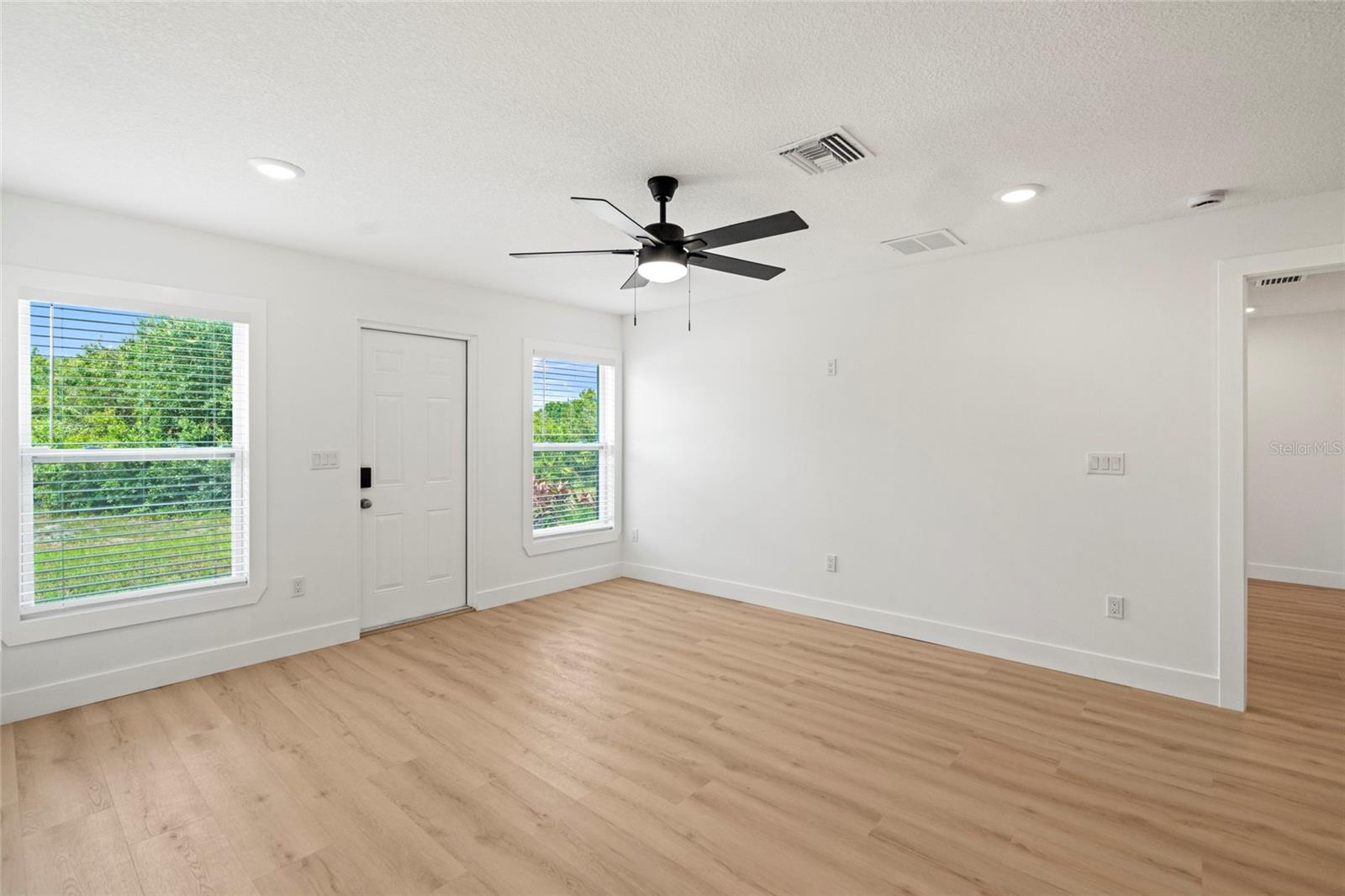 Image 19 of 54 For 18767 240th Street