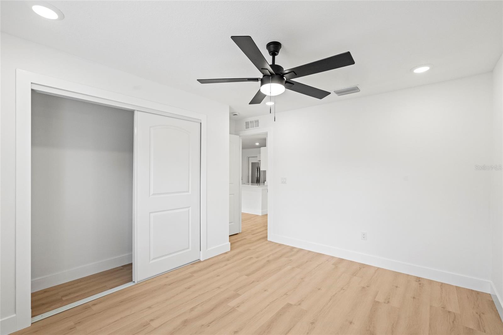 Image 24 of 54 For 18767 240th Street