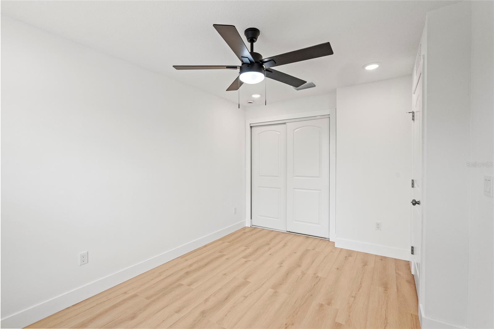 Image 27 of 54 For 18767 240th Street