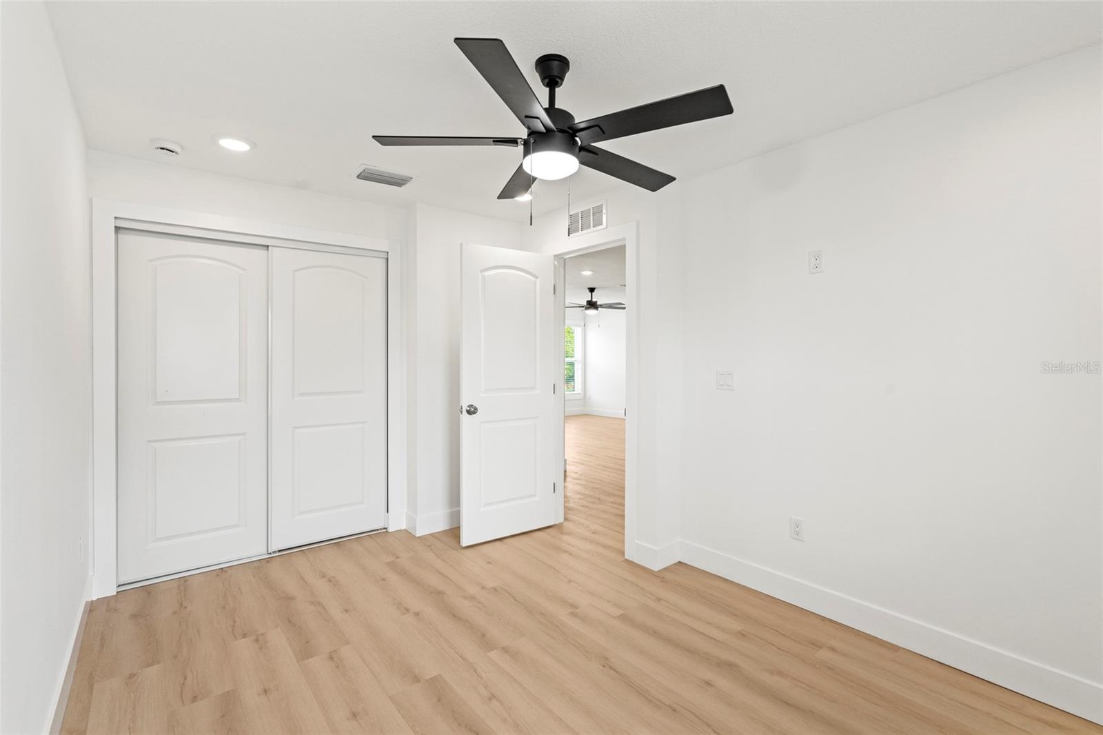 Image 28 of 54 For 18767 240th Street