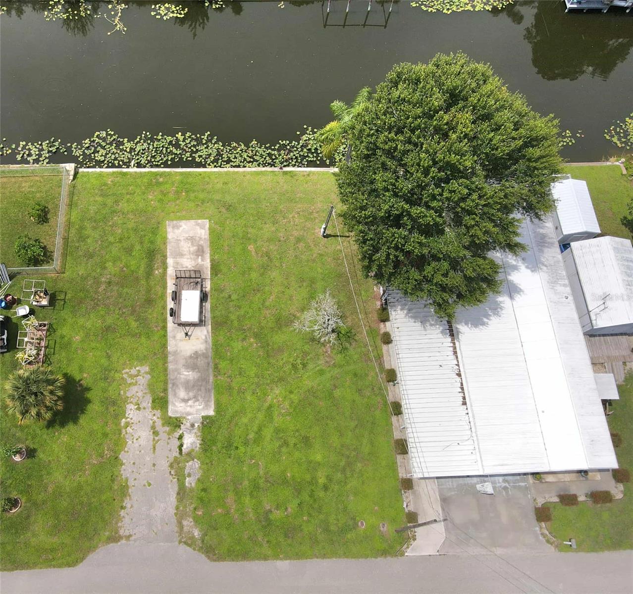 Image 40 of 49 For 1066 9th Street