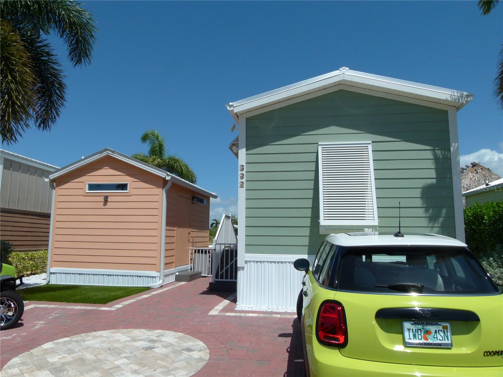Image 4 of 27 For 649 34th Cove 392