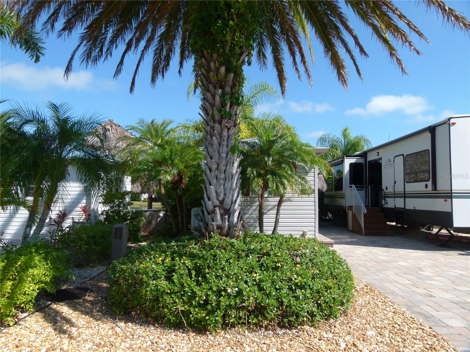 Details for 601 42nd Cove 35, OKEECHOBEE, FL 34974