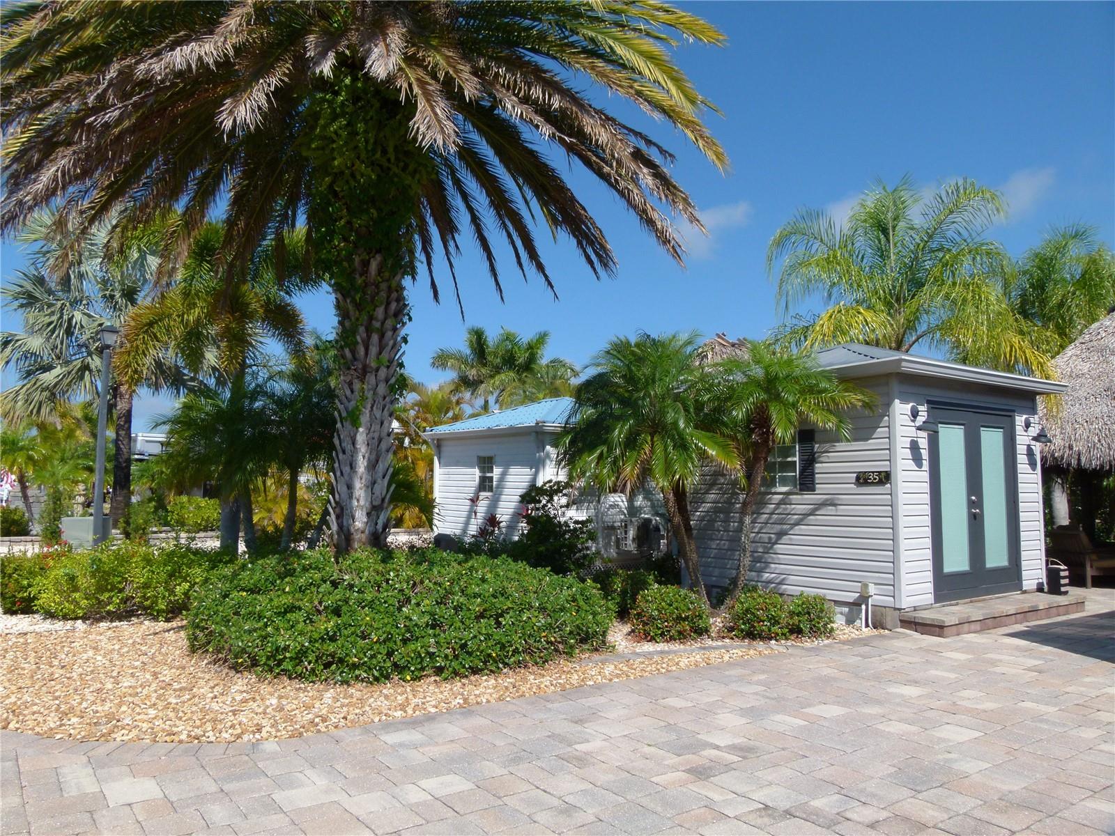 Image 7 of 19 For 601 42nd Cove 35