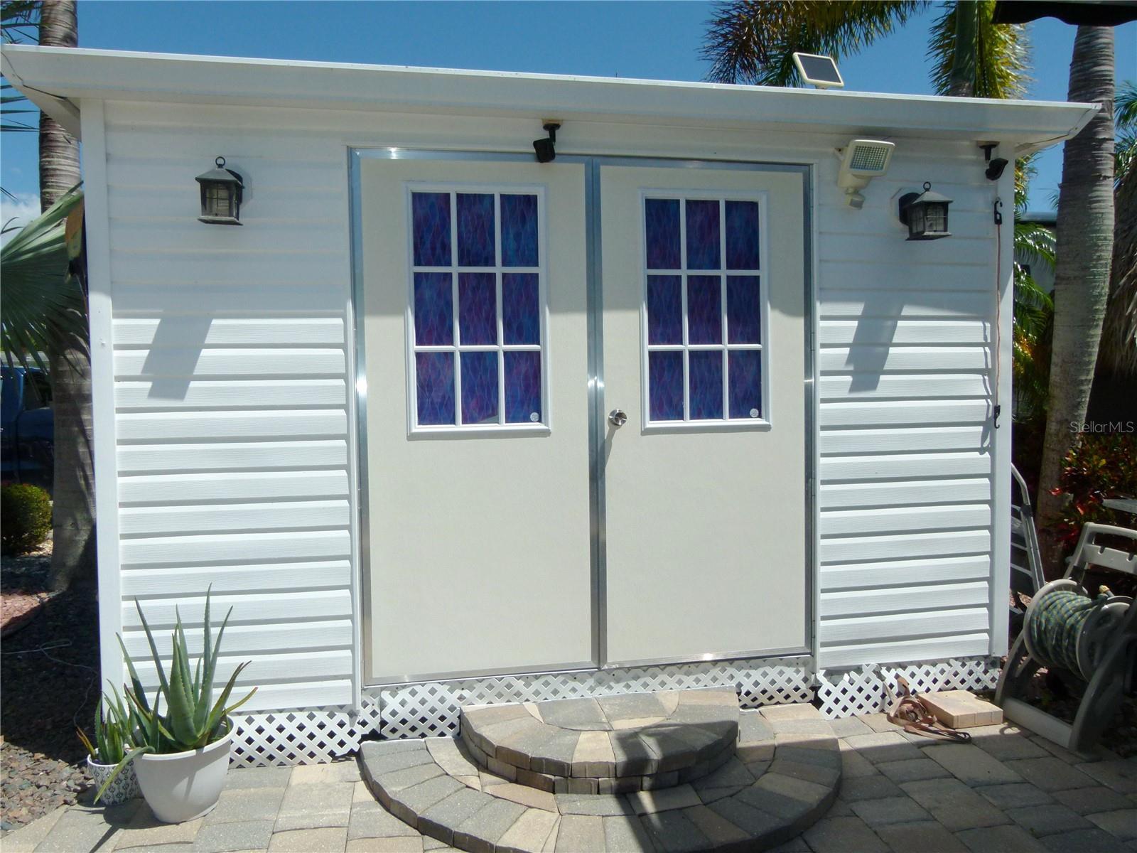 Image 11 of 28 For 526 40th Cove 57