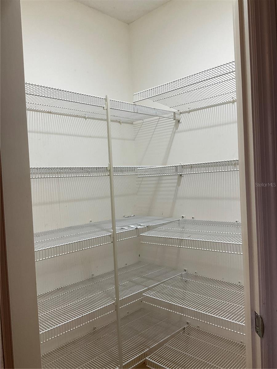Image 21 of 32 For 2422 33rd Street