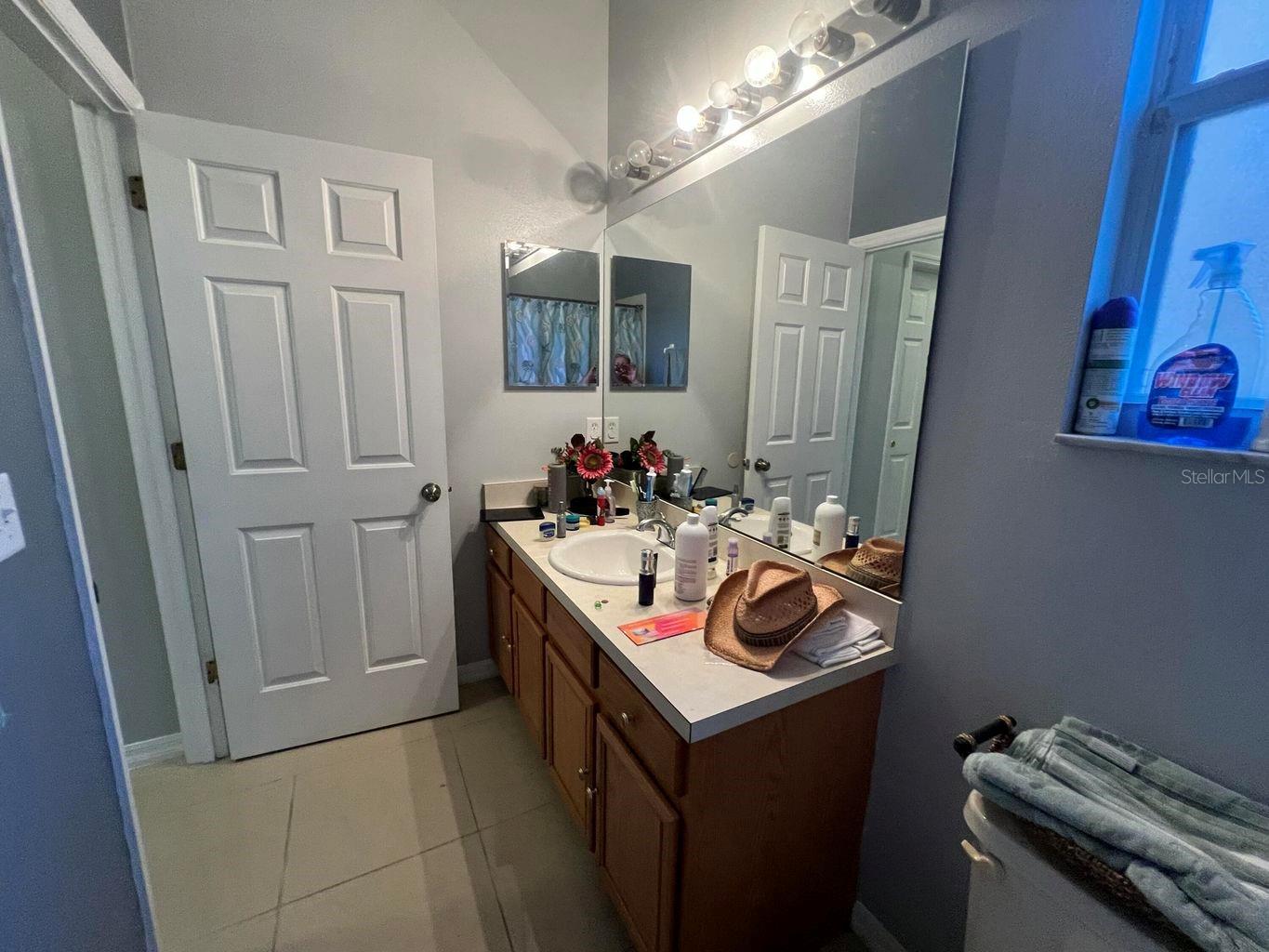 Image 15 of 44 For 675 Elbridge Drive
