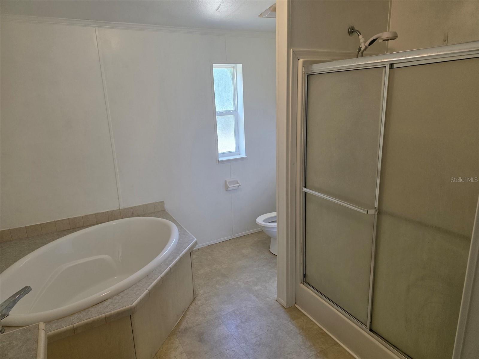 Image 21 of 33 For 7895 84th Court