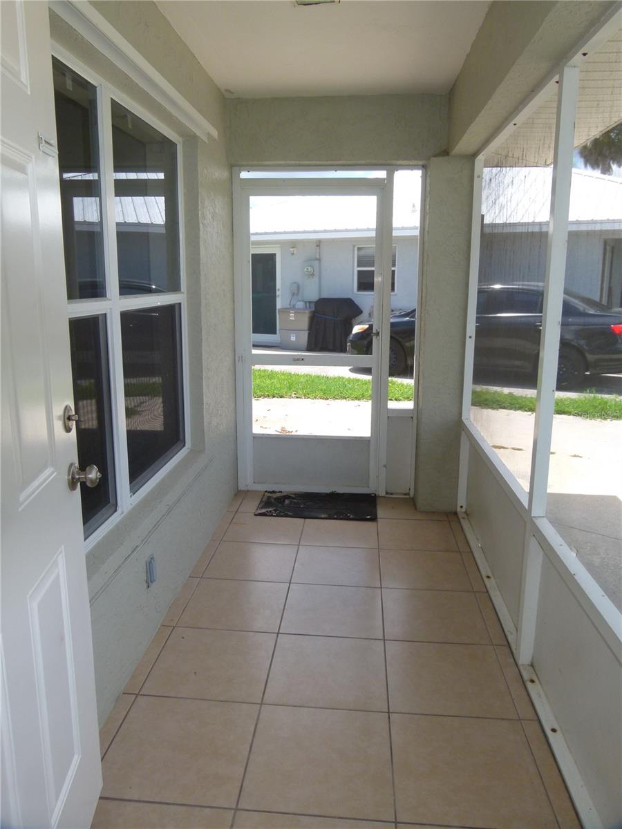 Image 26 of 27 For 5264 42nd Trace -