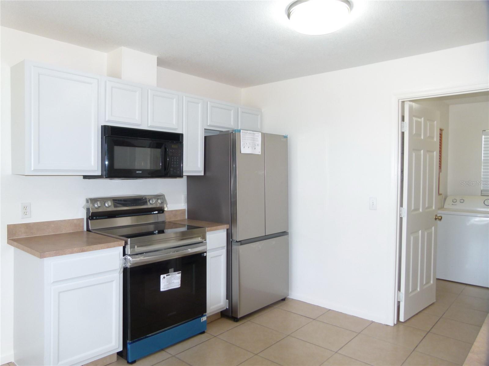 Image 8 of 27 For 5264 42nd Trace -