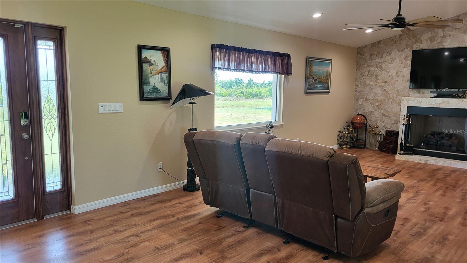 Image 12 of 43 For 16159 258th Street