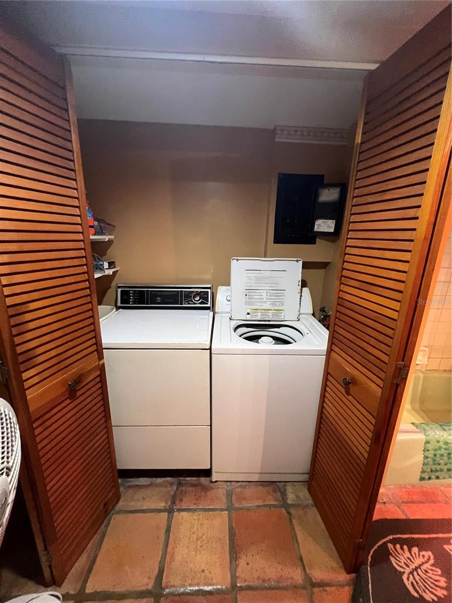 Image 12 of 28 For 1096 8th Street