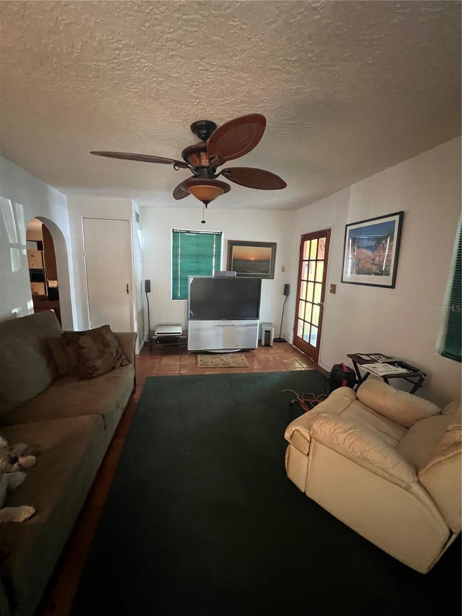Image 3 of 28 For 1096 8th Street