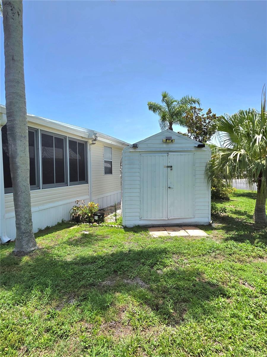 Image 18 of 25 For 12310 143rd Avenue