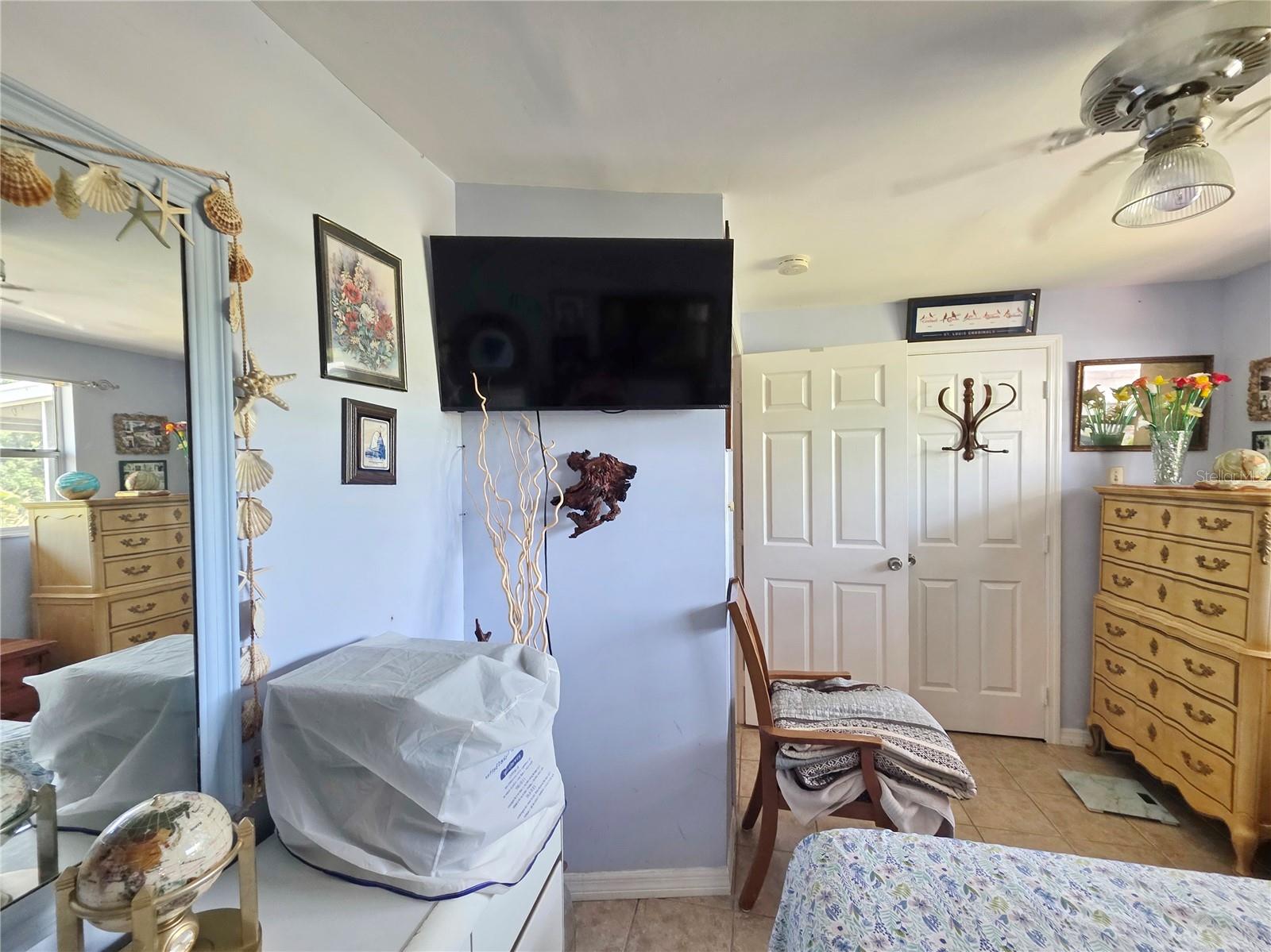 Image 18 of 42 For 1209 5th Street