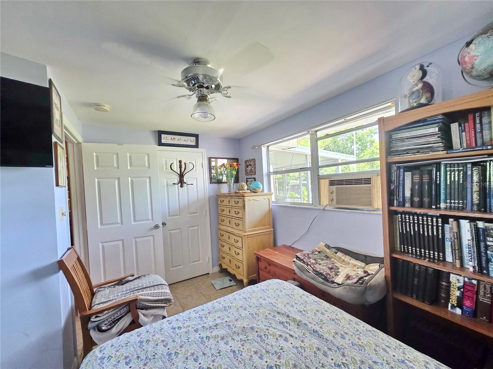 Image 19 of 42 For 1209 5th Street