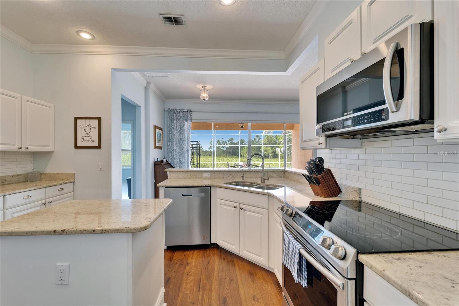 Image 16 of 35 For 8749 Ashworth Drive