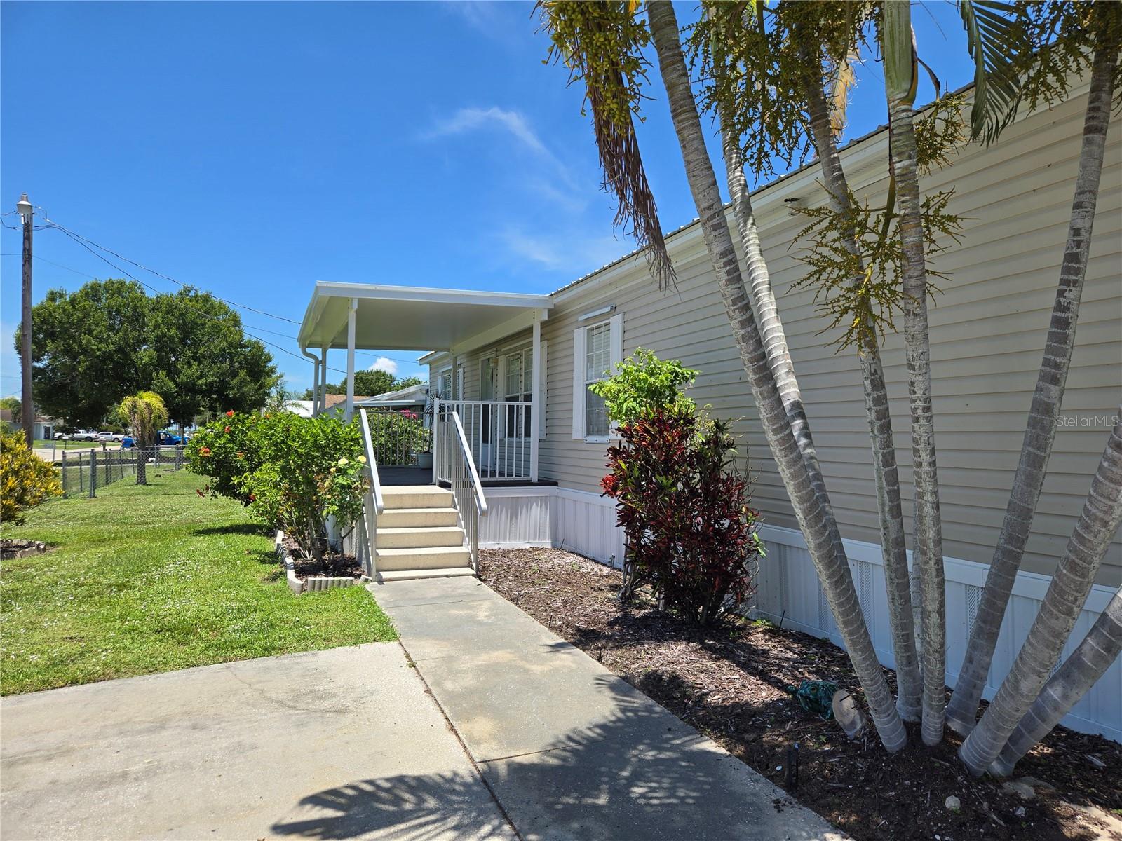 Image 3 of 46 For 2125 35th Lane