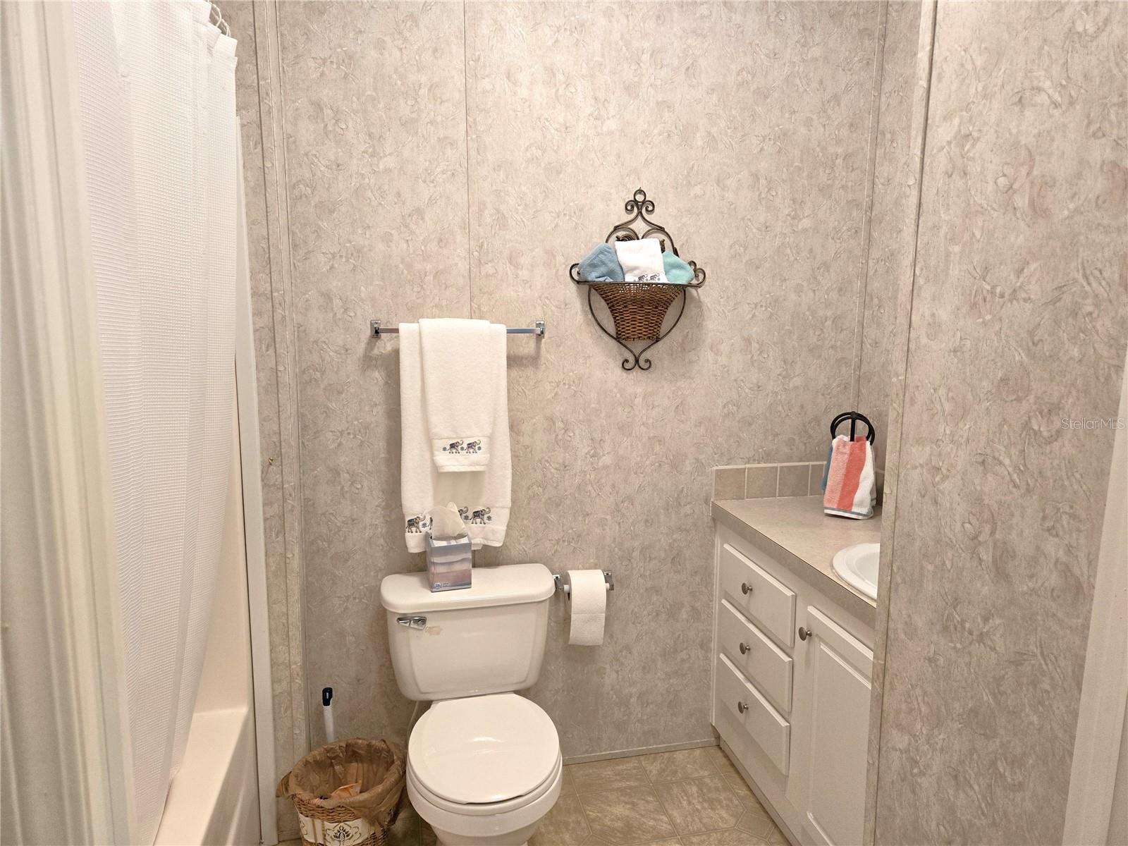 Image 40 of 46 For 2125 35th Lane