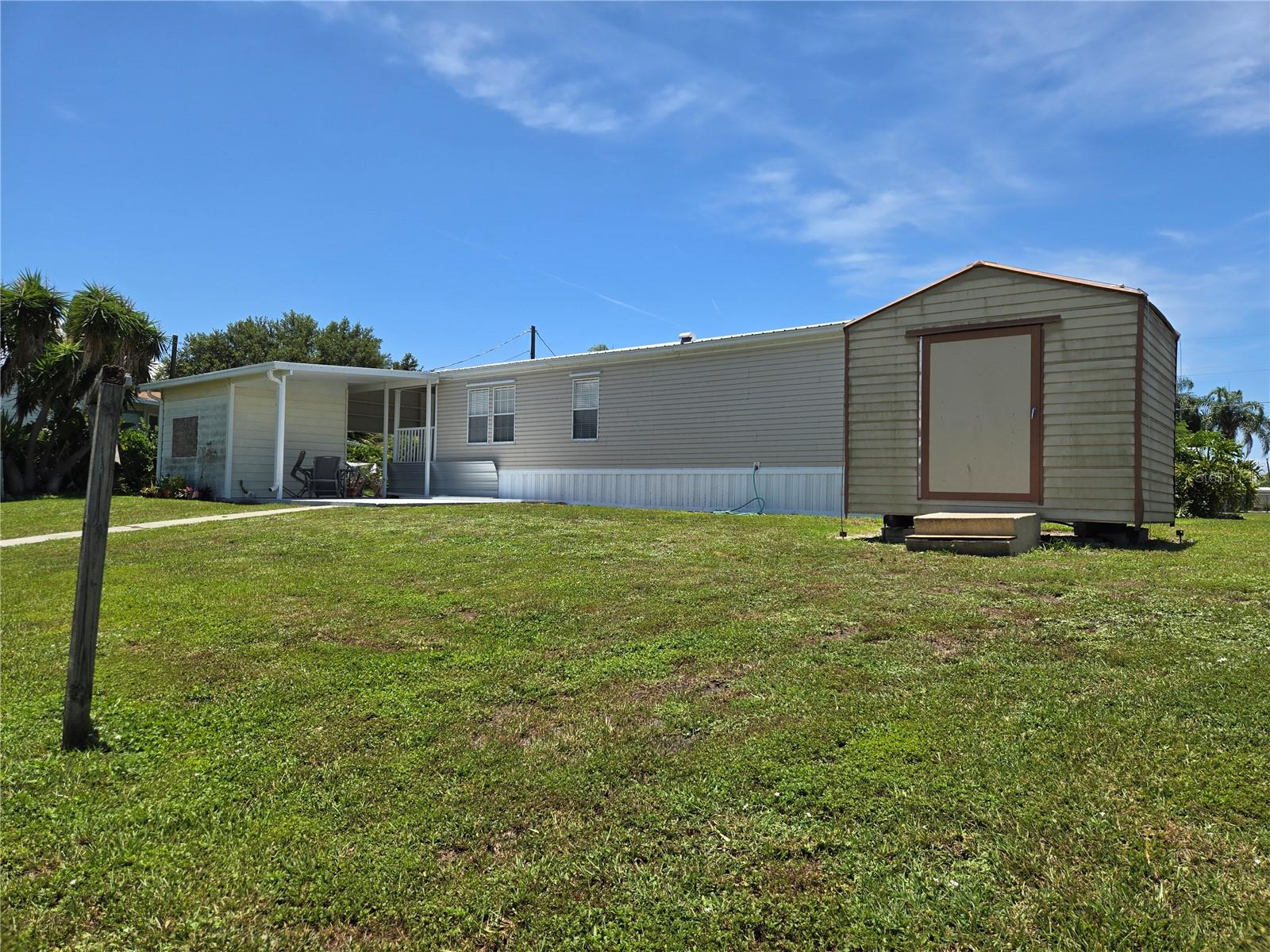 Image 7 of 46 For 2125 35th Lane