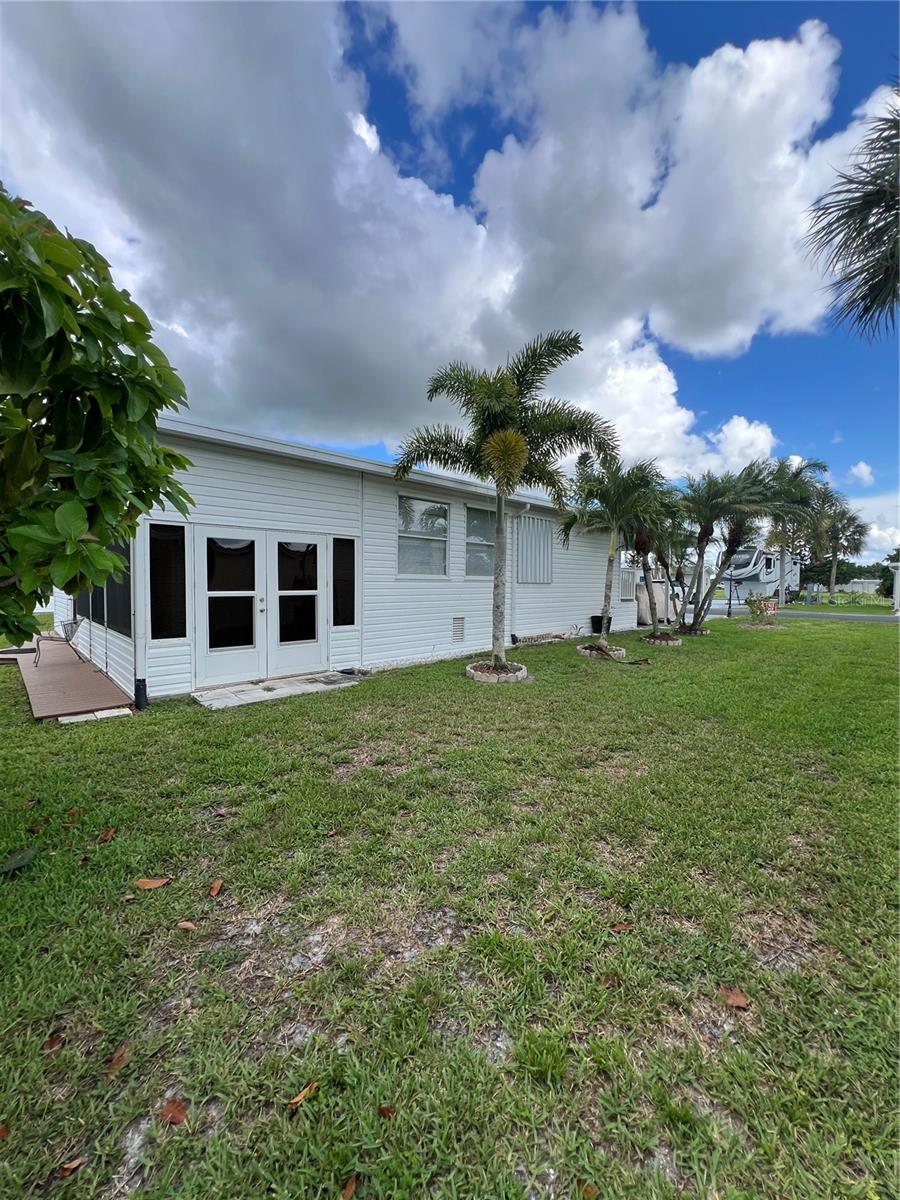 Image 10 of 44 For 13891 126th Terrace