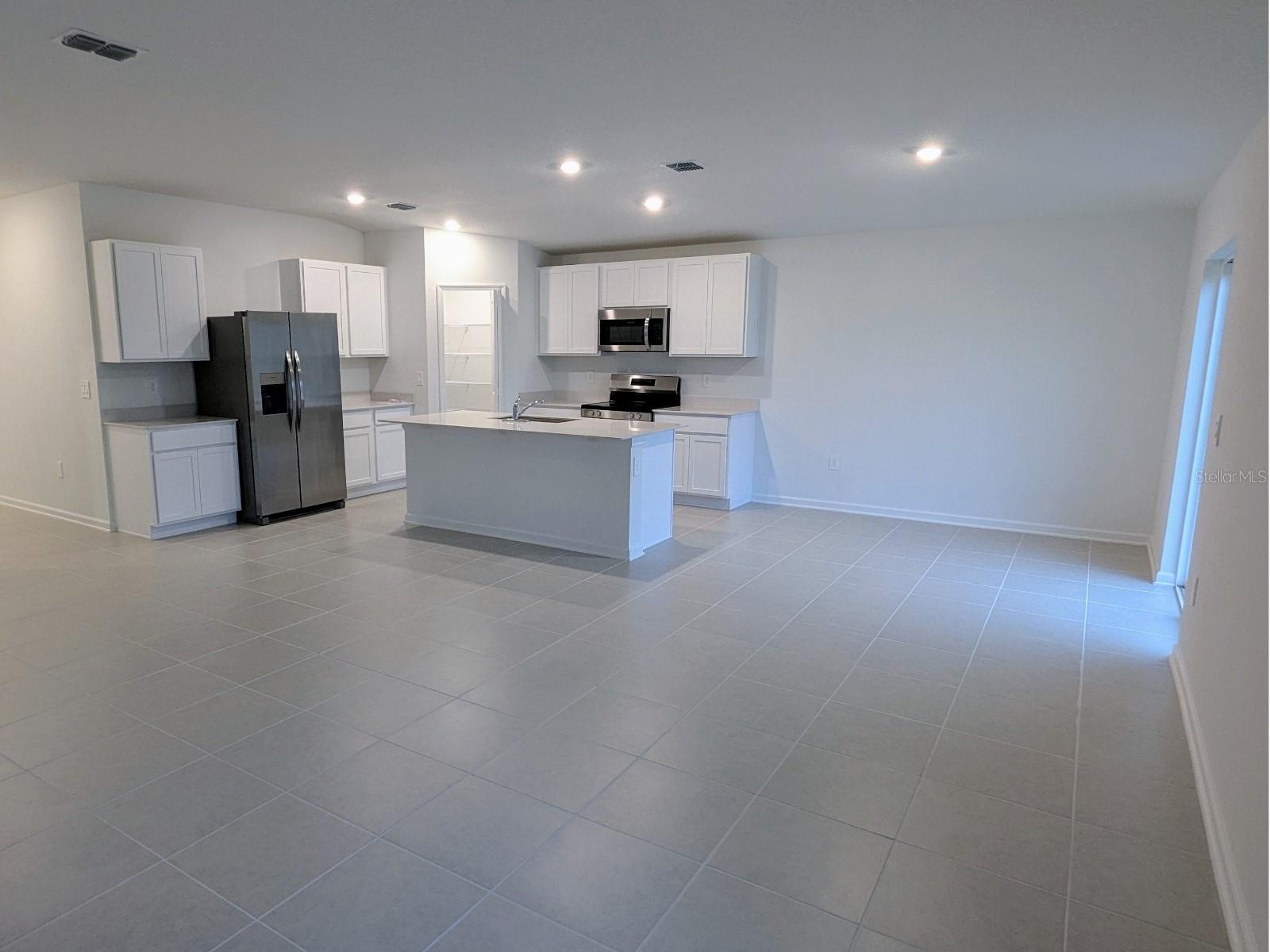 Image 15 of 48 For 2406 Mckinley Drive