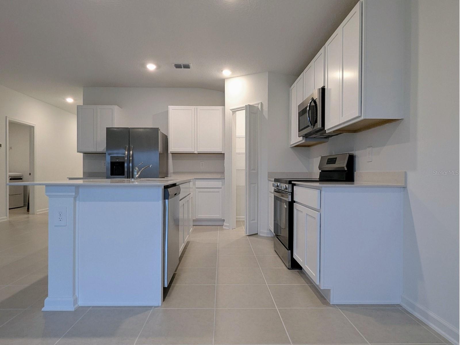 Image 19 of 48 For 2406 Mckinley Drive