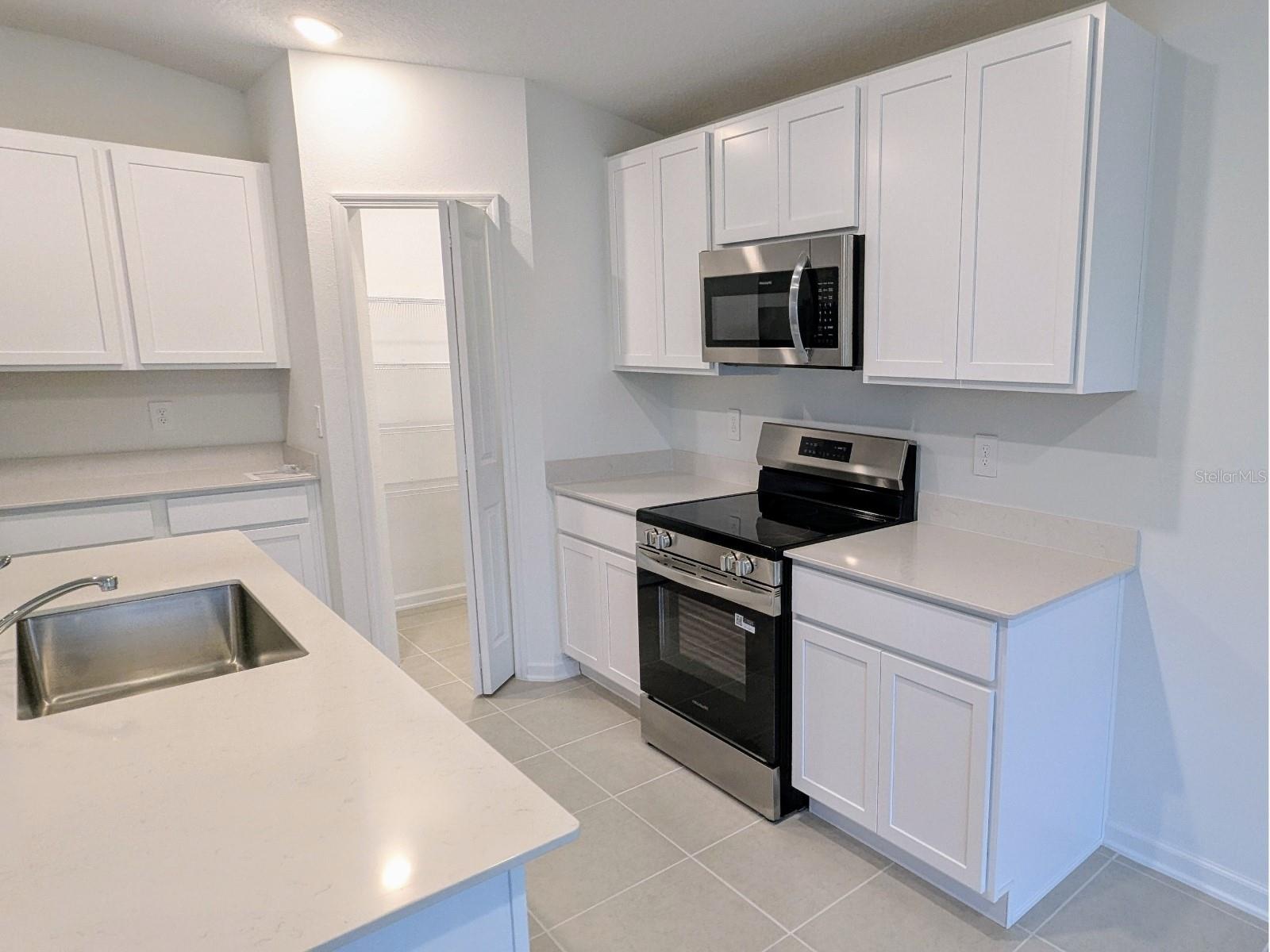 Image 22 of 48 For 2406 Mckinley Drive