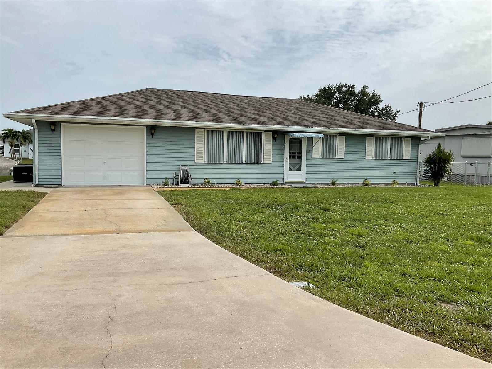 Details for 2438 32nd Street, OKEECHOBEE, FL 34974