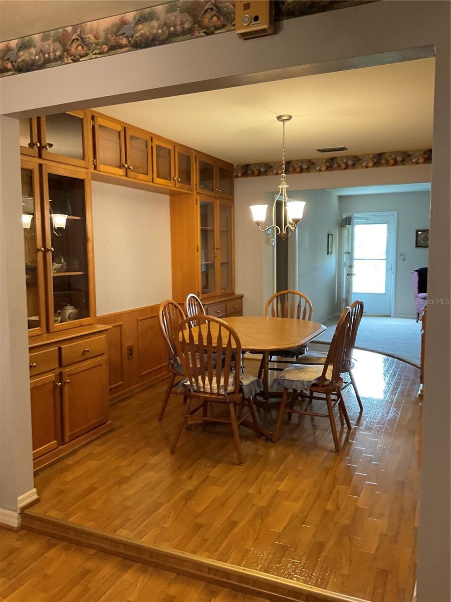Image 16 of 42 For 2438 32nd Street