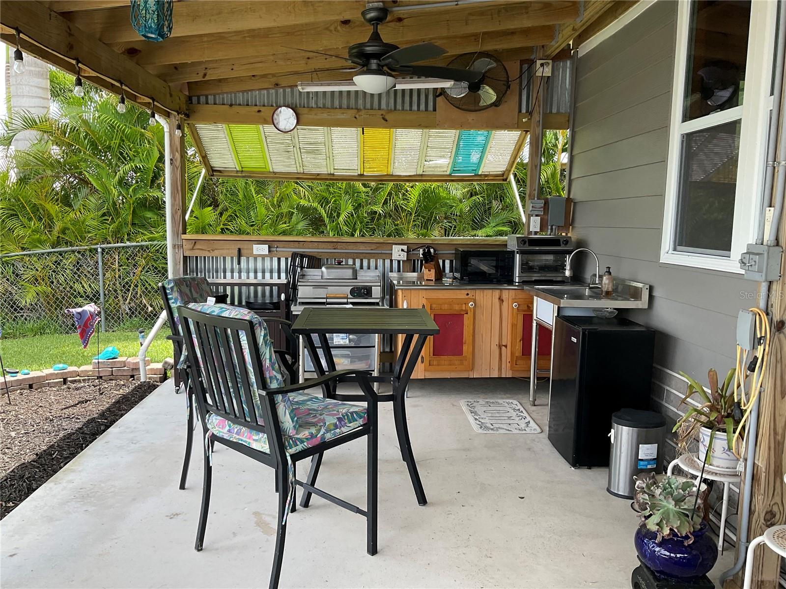 Image 4 of 58 For 1558 Chobee Street