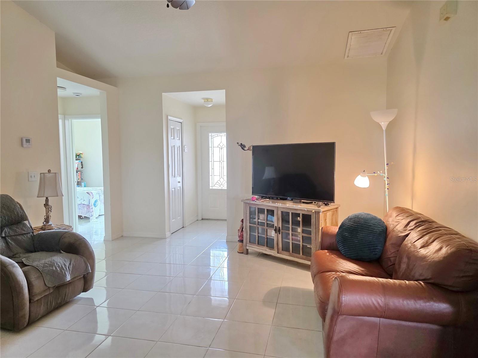 Image 18 of 42 For 617 26th Drive 2