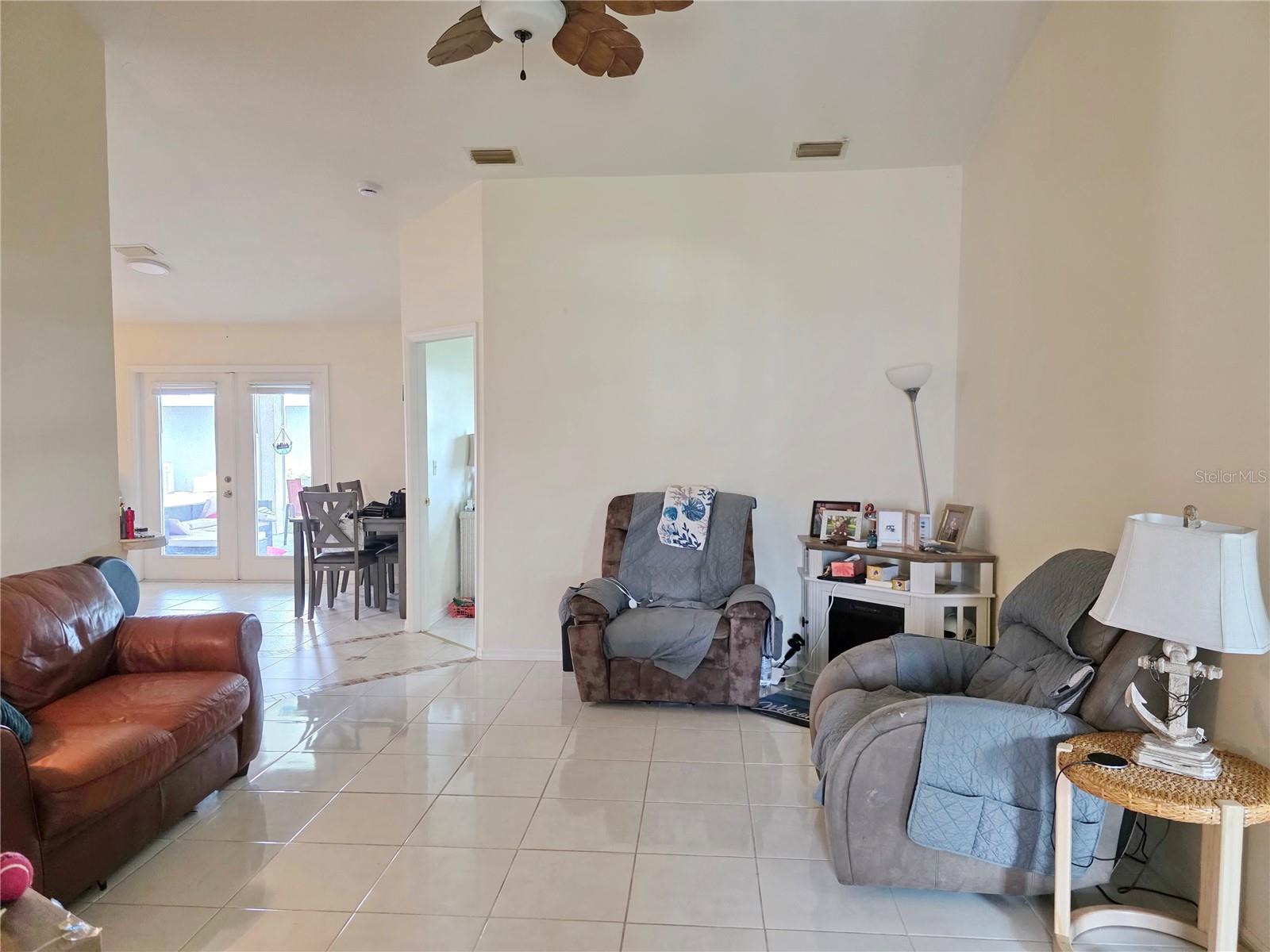 Image 20 of 42 For 617 26th Drive 2