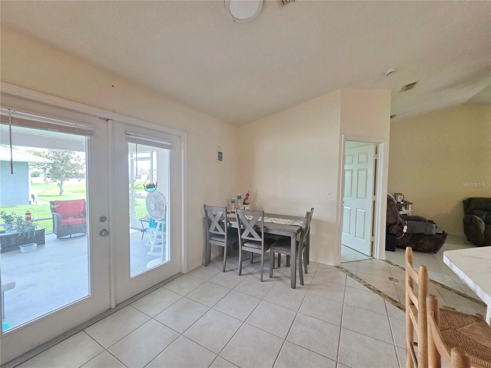 Image 9 of 42 For 617 26th Drive 2